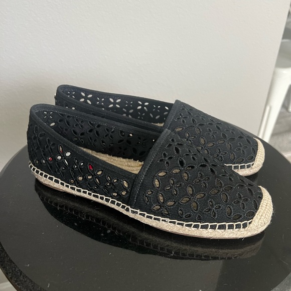 New - Michael Kors Espadrilles - Picture 2 of 3